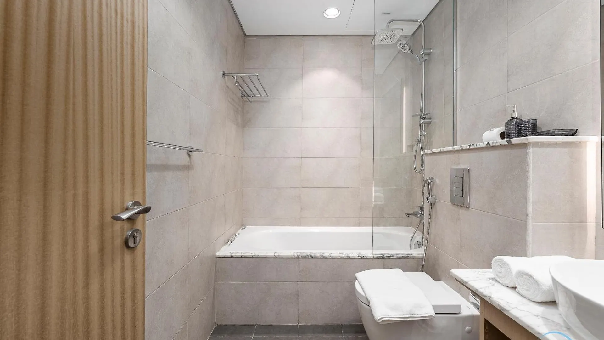Luxurious 1Br In Paramount Tower Hotel & Residences, Business Bay By Deluxe Holiday Homes Dubai
