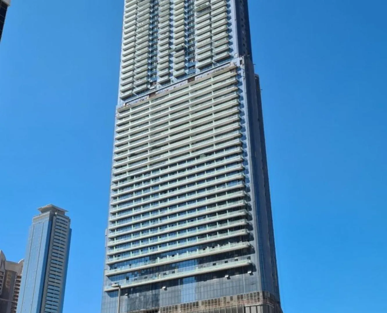 Luxurious 1Br In Paramount Tower Hotel & Residences, Business Bay By Deluxe Holiday Homes Dubai