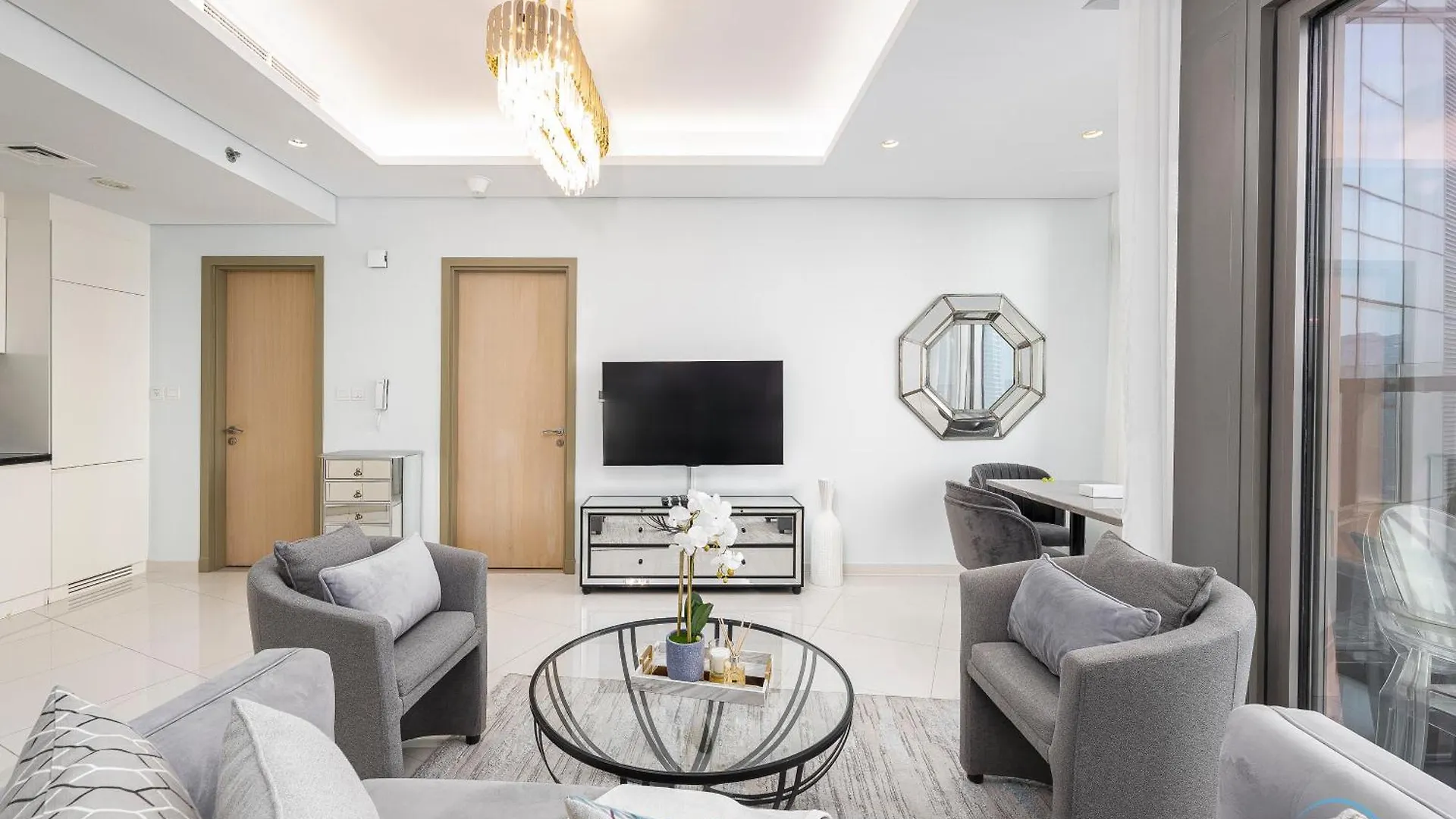 Luxurious 1Br In Paramount Tower Hotel & Residences, Business Bay By Deluxe Holiday Homes Dubai 0*,